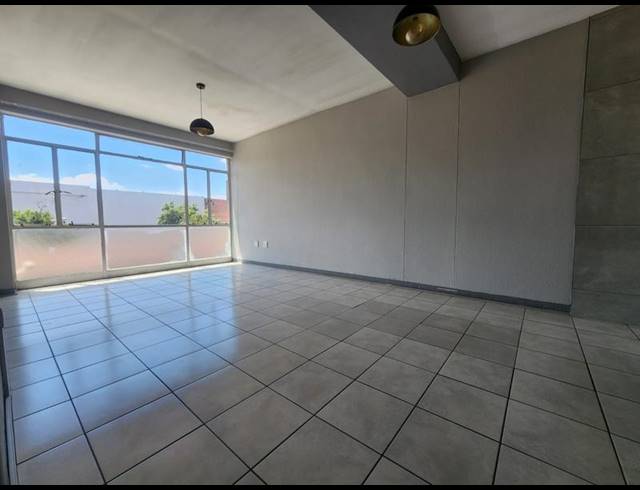 3 BEDROOM APARTMENT FOR SALE IN NEW REDRUTH